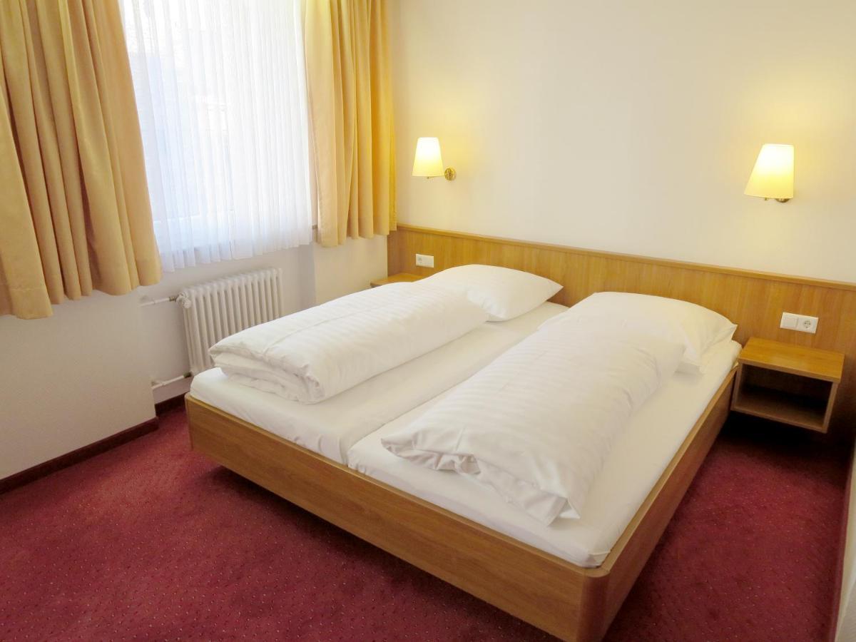 Hotel Find 3*